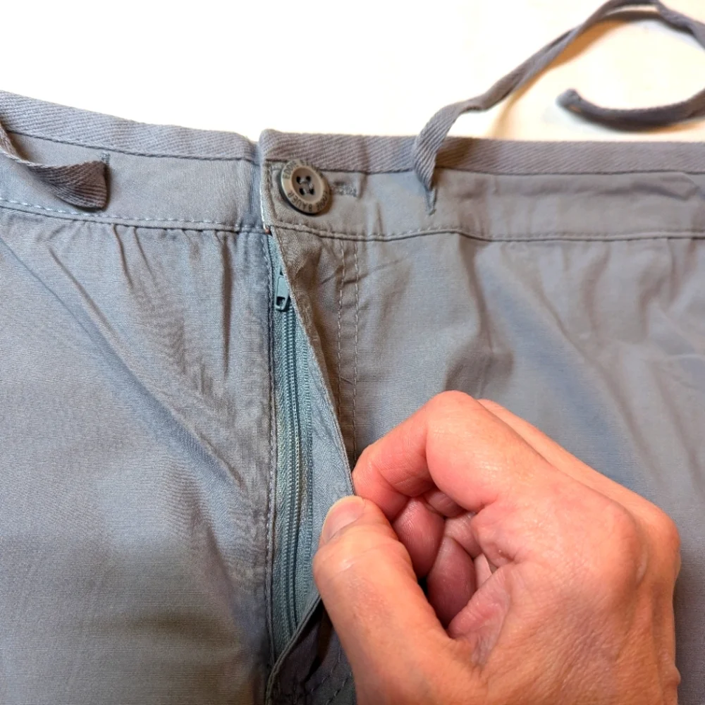 Ladies Eddie Bauer Grey Chino Skirt Size 8